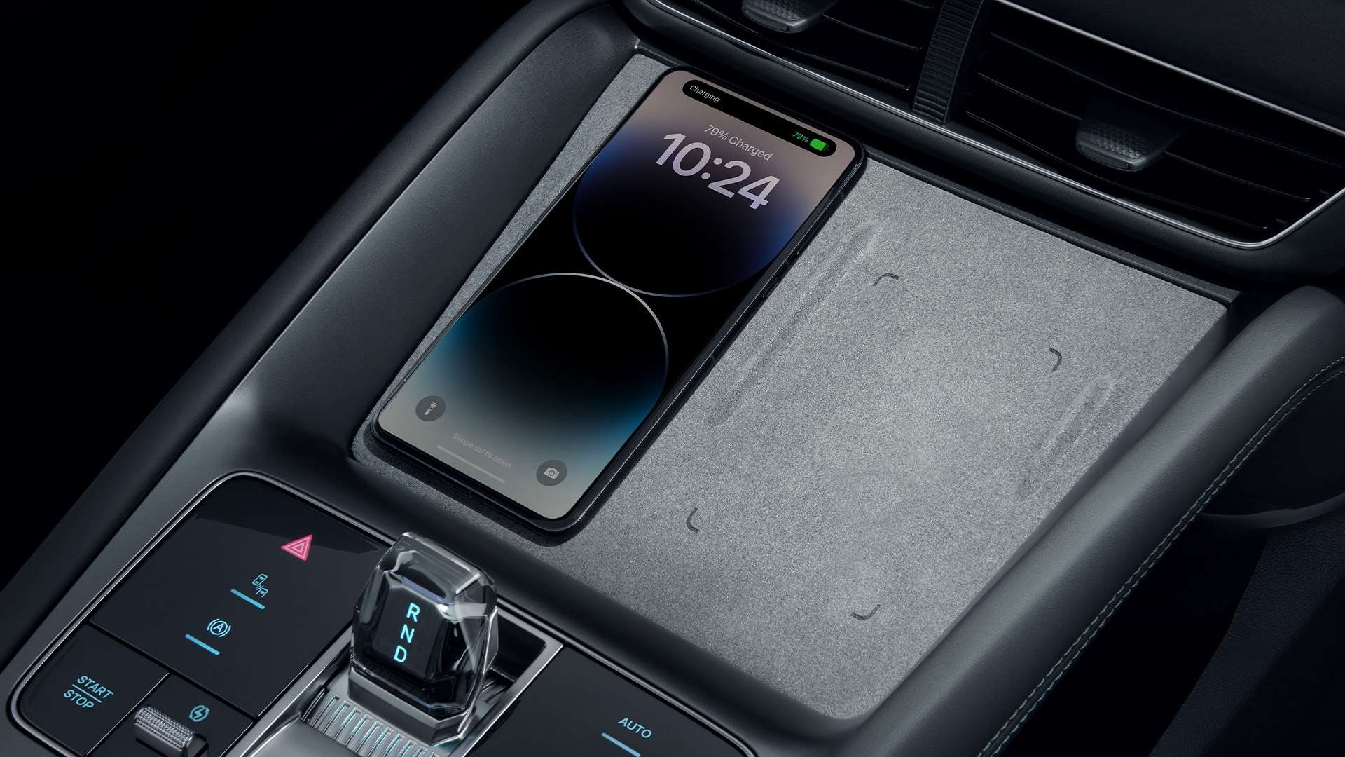 Interior - Charge without restrictions