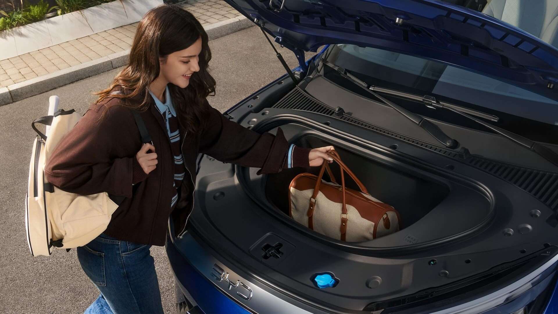 Interior - Useful everyday storage